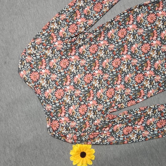 Prince & Fox Floral Ribbed Henley Long-Sleeved Tee Top Shirt Blouse - Picture 4 of 8